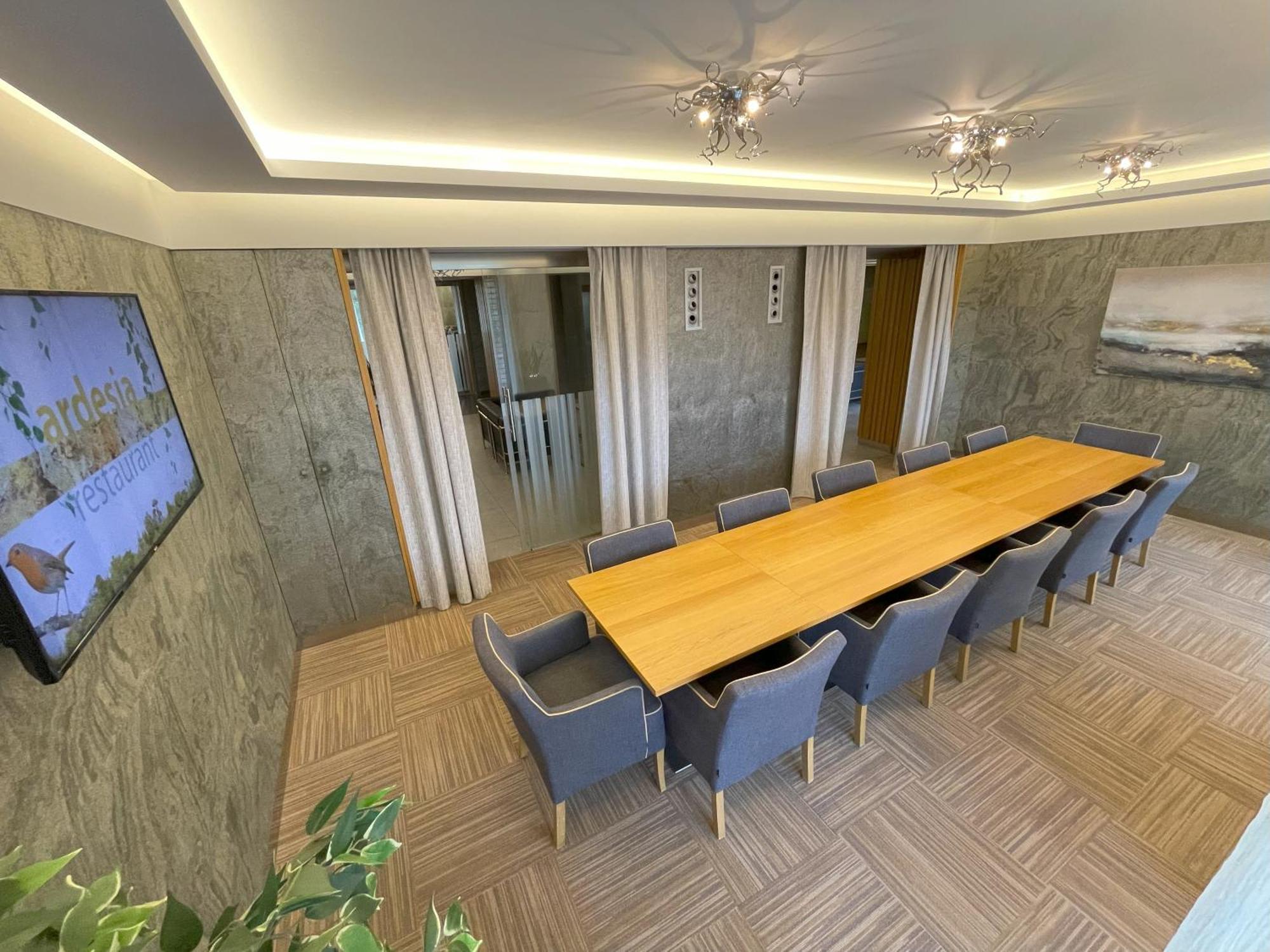 Hotel Bartos Френштат-под-Радгоштем Экстерьер фото